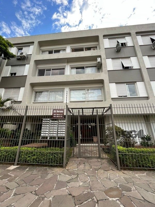 Apartamento com 74m², 2 dormitórios, 1 vaga no bairro Partenon em Porto Alegre para Comprar