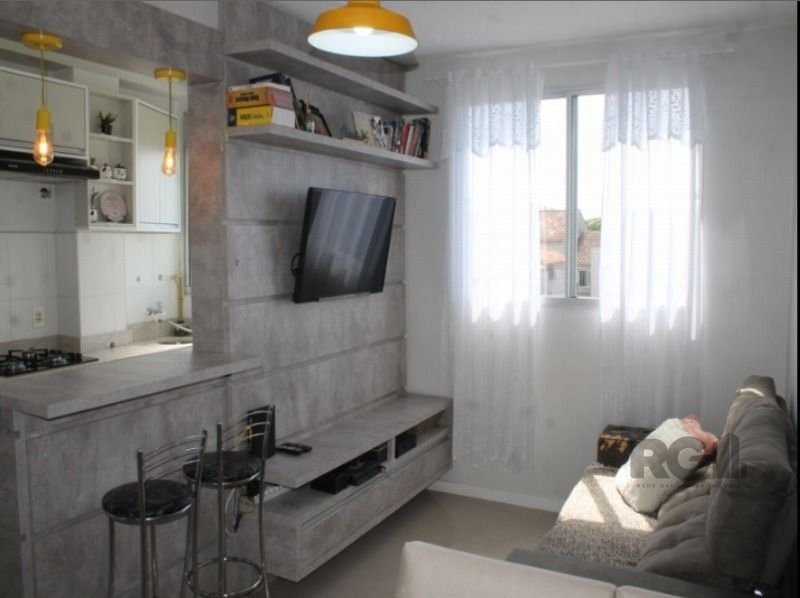 Apartamento com 44m², 2 dormitórios, 1 vaga no bairro Jardim Leopoldina em Porto Alegre para Comprar
