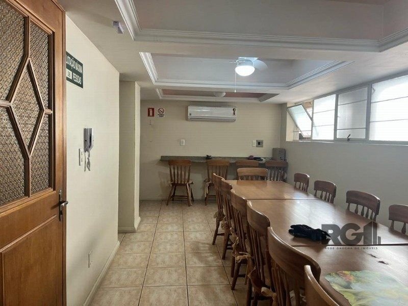 Apartamento com 136m², 3 dormitórios, 1 suíte, 1 vaga no bairro Bom Fim em Porto Alegre para Comprar