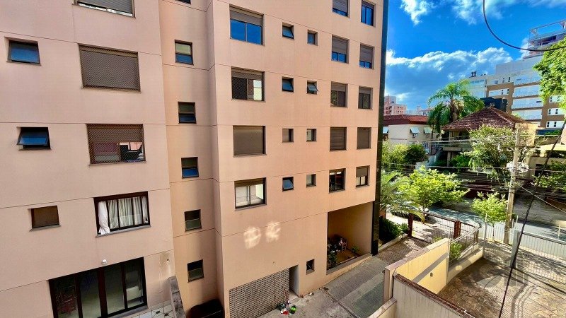 Apartamento com 49m², 1 dormitório, 1 vaga no bairro Petrópolis em Porto Alegre para Comprar