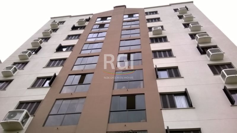 Apartamento com 68m², 3 dormitórios, 1 vaga no bairro Sarandí em Porto Alegre para Comprar